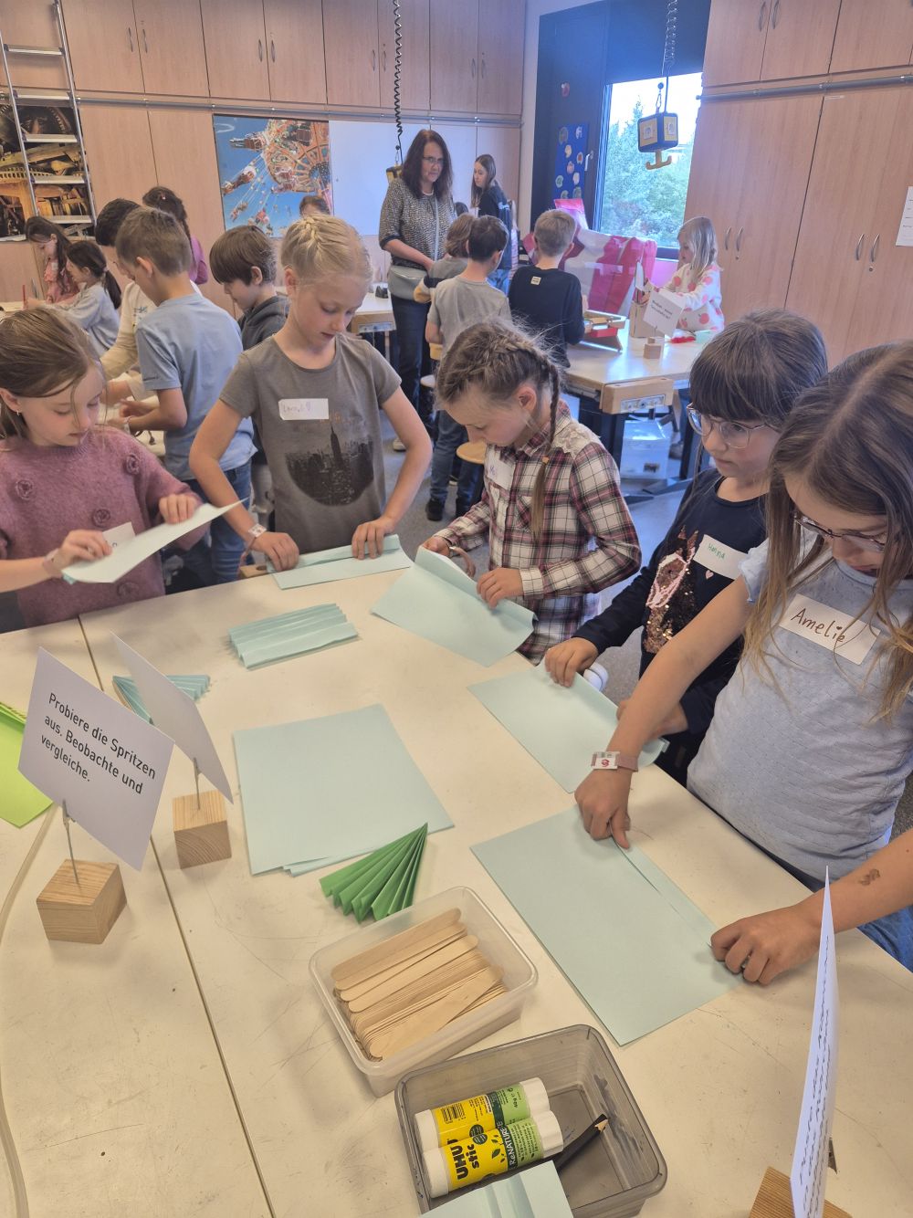 Beim Laborkurs zum Thema Luft